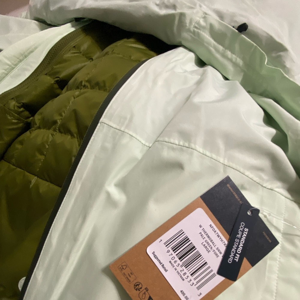 The North Face Thermoball Eco Snow Triclimate 3-in-1 Jacket - Picture 12 of 13